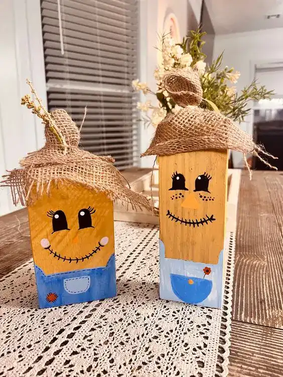 29 Profitable Fall Wood Crafts to Make and Sell