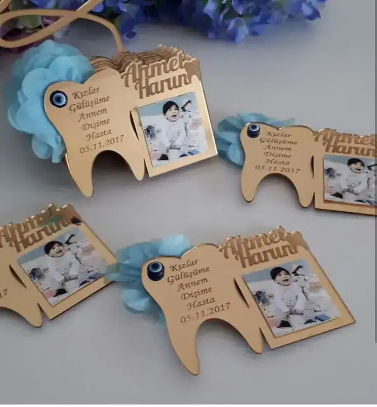 First Tooth Party Gift Tag with Baby Photo and Name.
