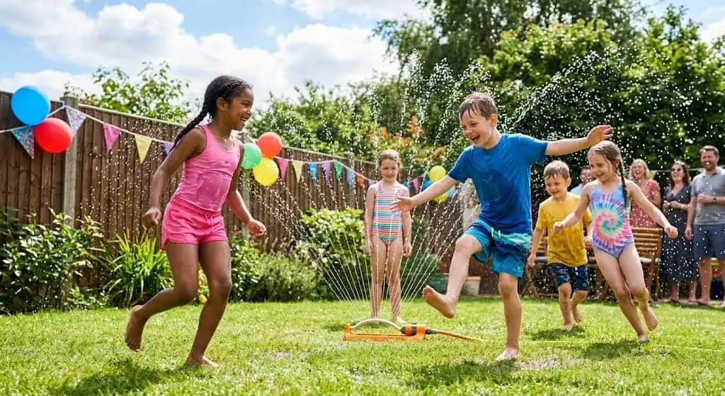 Sprinkler freeze tag water game for kids