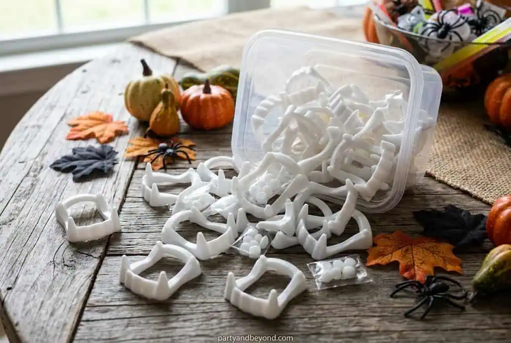 vampire fangs Halloween party favors for kids