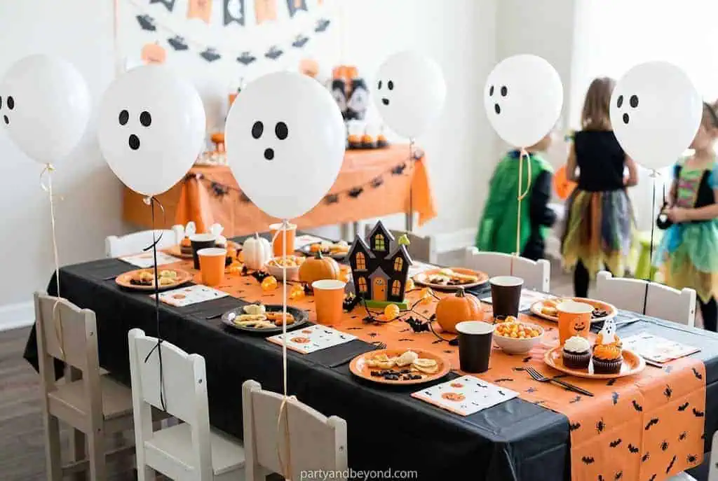 Halloween Table Decoration Ideas